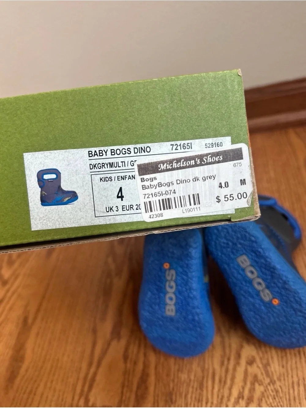 Bogs Baby/Toddler Boots Boys Size 4 Dinos